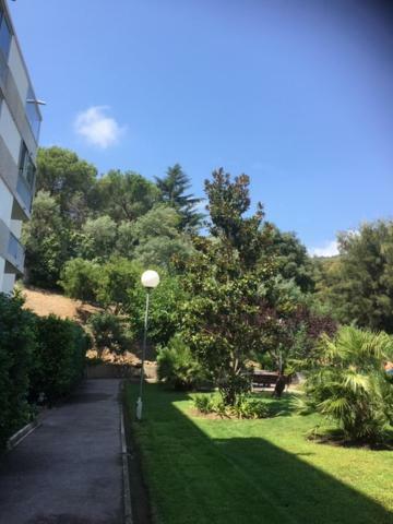 Lesjardinsfleuris Apartment Mandelieu La Napoule Bagian luar foto