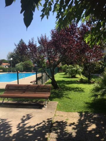 Lesjardinsfleuris Apartment Mandelieu La Napoule Bagian luar foto
